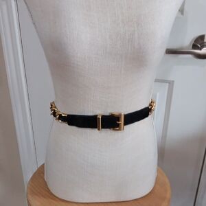 Source Unknown Black Leather & Gold Chain & Buckle Belt